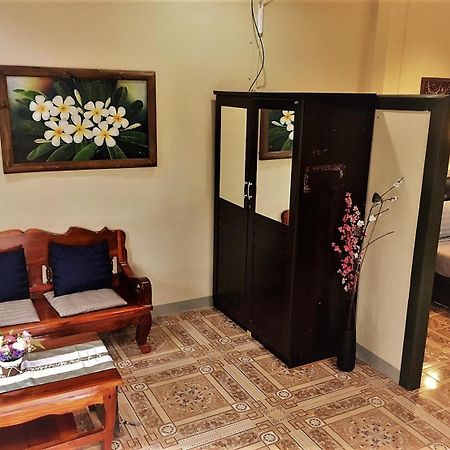 Eidi Homestay Nong Kung Si Bagian luar foto