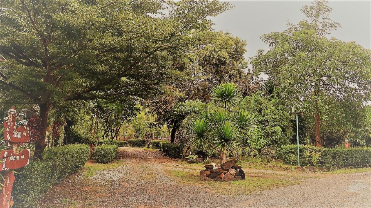 Eidi Homestay Nong Kung Si Bagian luar foto