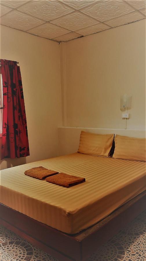 Eidi Homestay Nong Kung Si Bagian luar foto