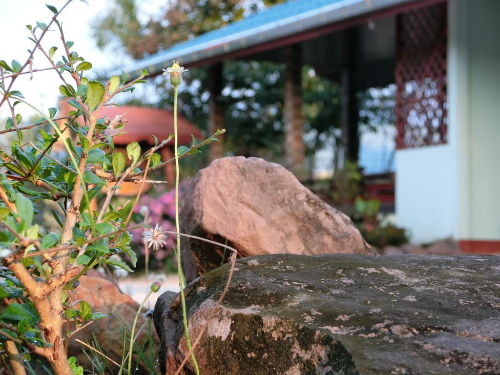 Eidi Homestay Nong Kung Si Bagian luar foto