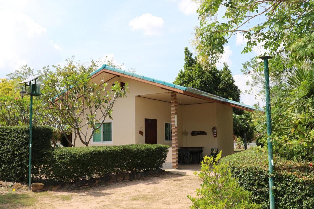 Eidi Homestay Nong Kung Si Bagian luar foto